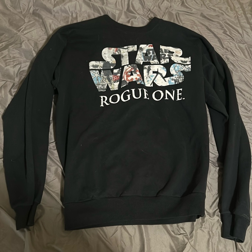 Star Wars sweatshirt